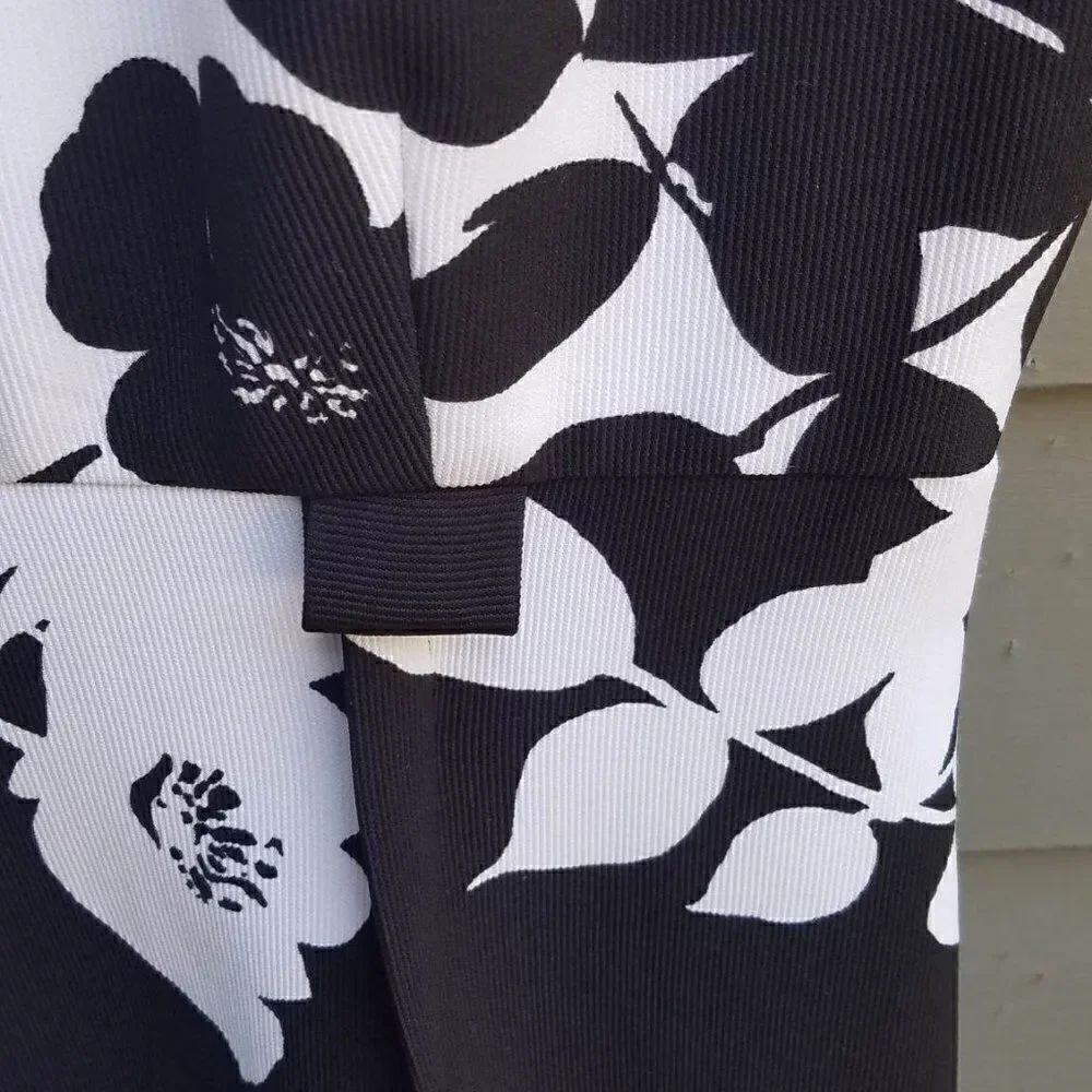 Connected Black White Floral Belted Dress size 10 - Picture 10 of 12